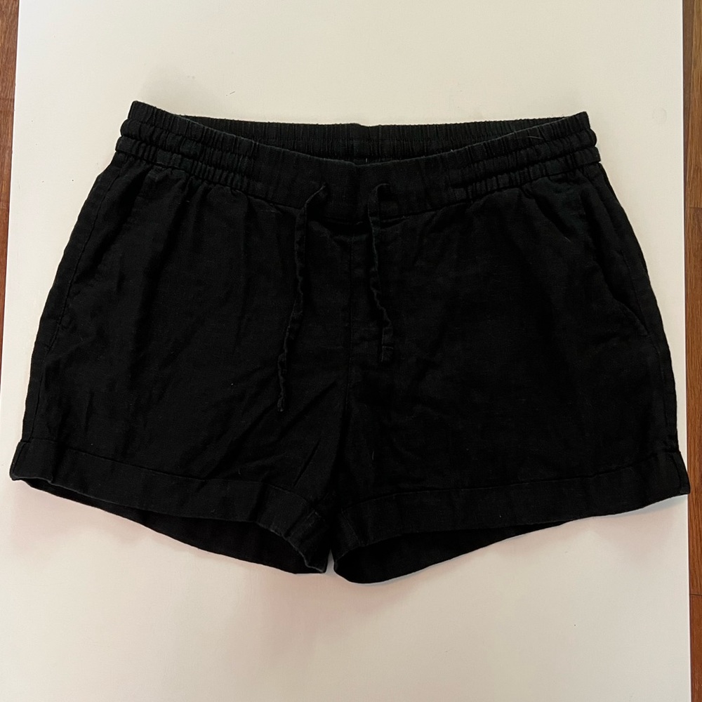 Linen shorts